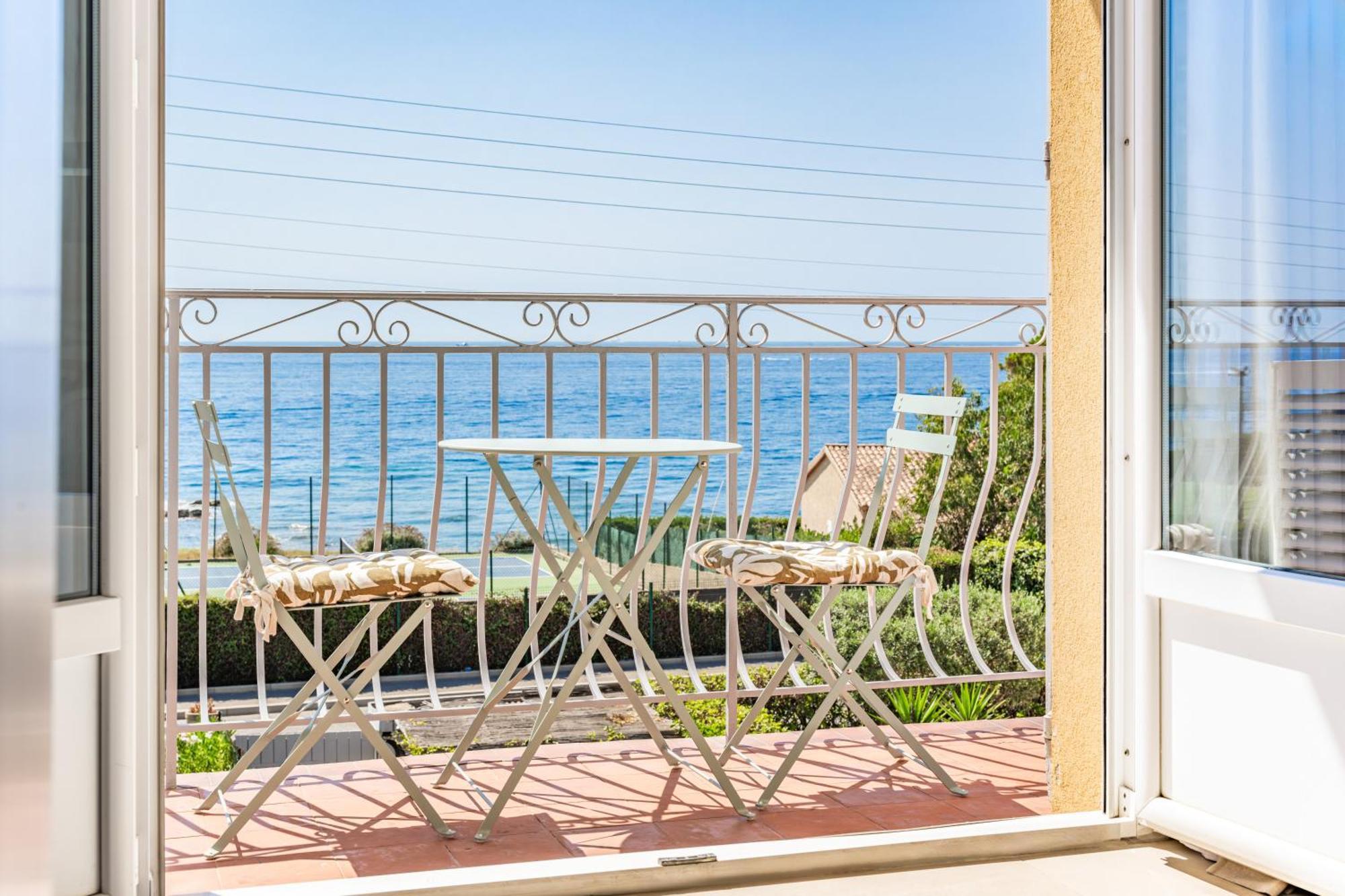Le Bleu Paradis - Cosy - Superbe Vue - A Pied - Golf Saint-tropez - Netflix - Parking Prive Appartement